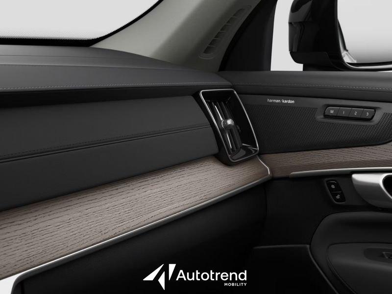 Volvo XC90 Plug-In Hybrid T8 310+145 CV AWD Ibrido Plug-In Automatica Plus Dark 7 Posti