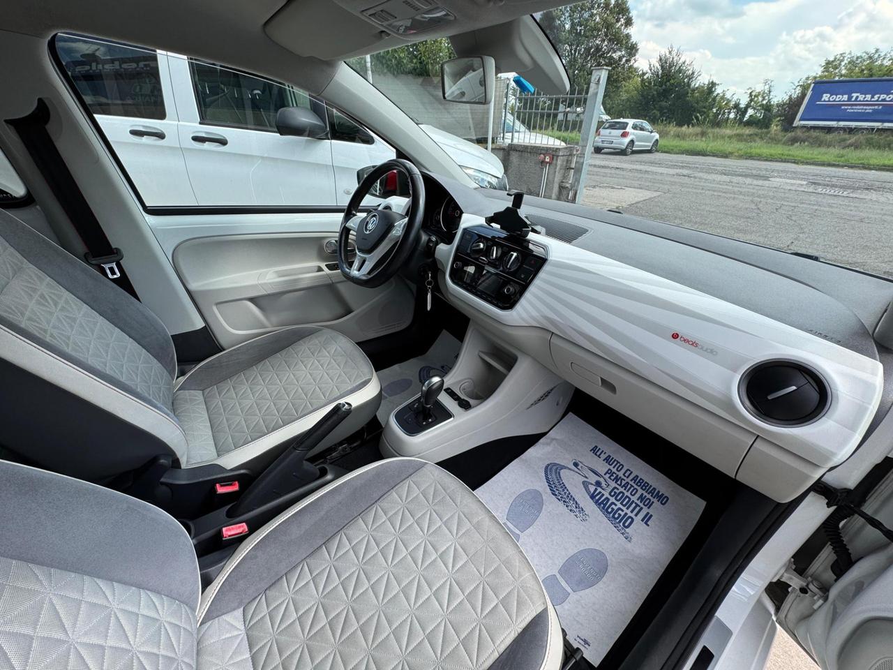 Volkswagen up! 5 Porte up! 5p 1.0 High up! 75cv AUTOMATICA