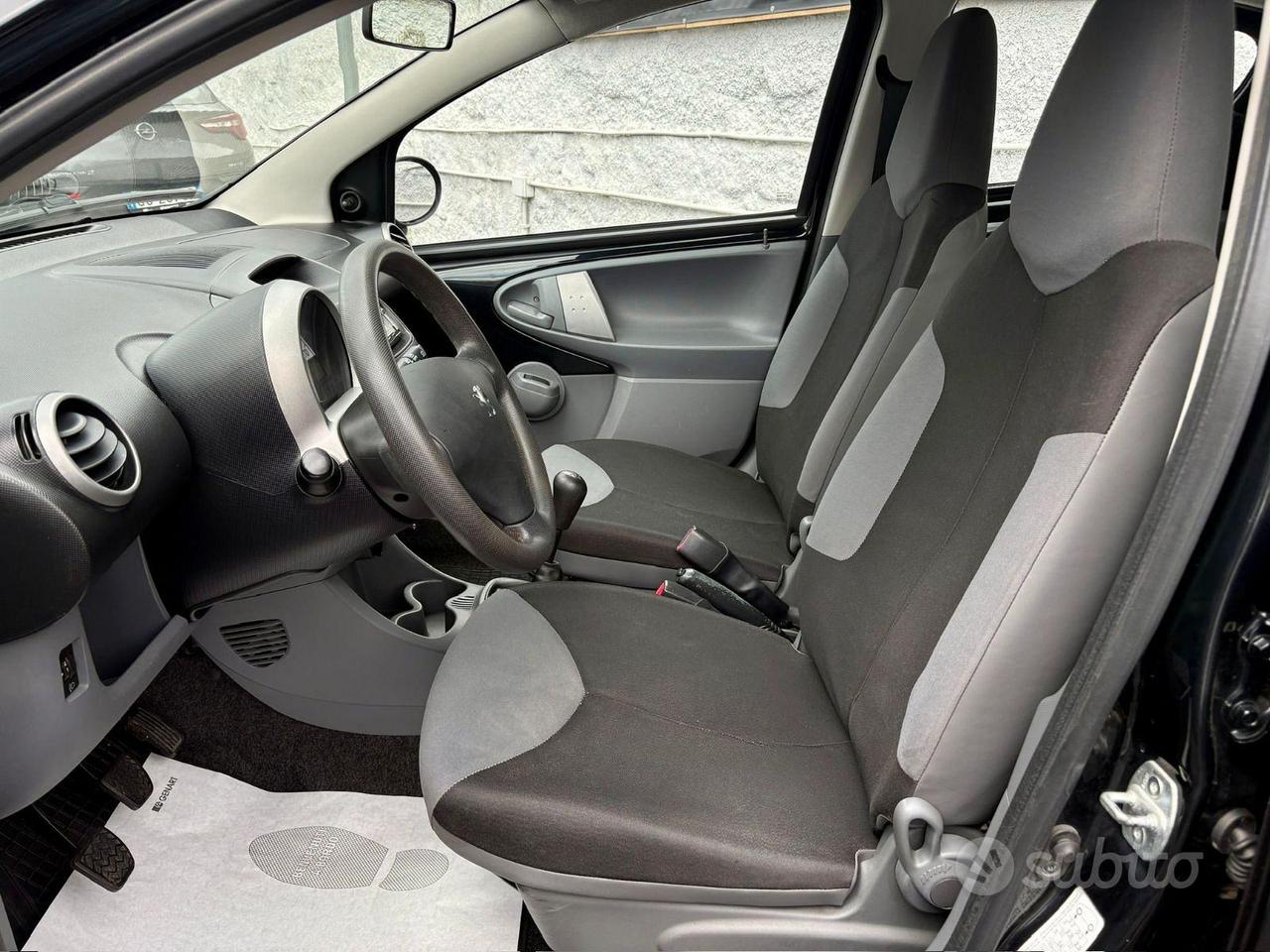 PEUGEOT 107 1.0 BENZINA Allure 5p NEOPATENTATI