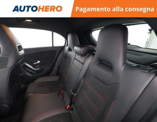 MERCEDES-BENZ A 200 d Automatic Premium