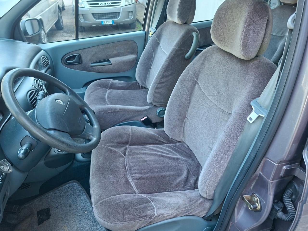 Renault Mégane Scénic 1.6 16V *NEOPATENTATI*