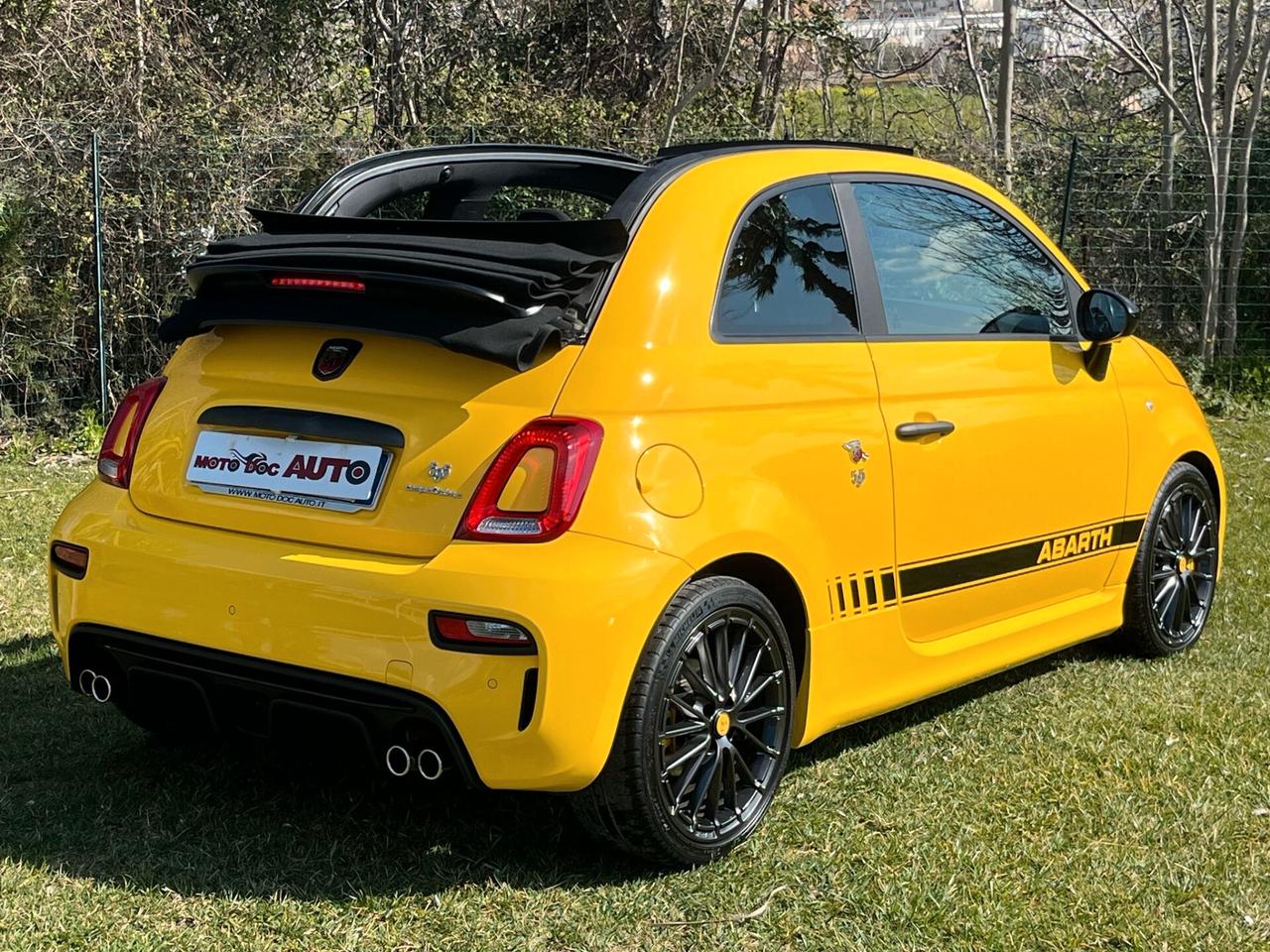 Abarth 595 C 1.4 Turbo T-Jet 180 CV Competizione