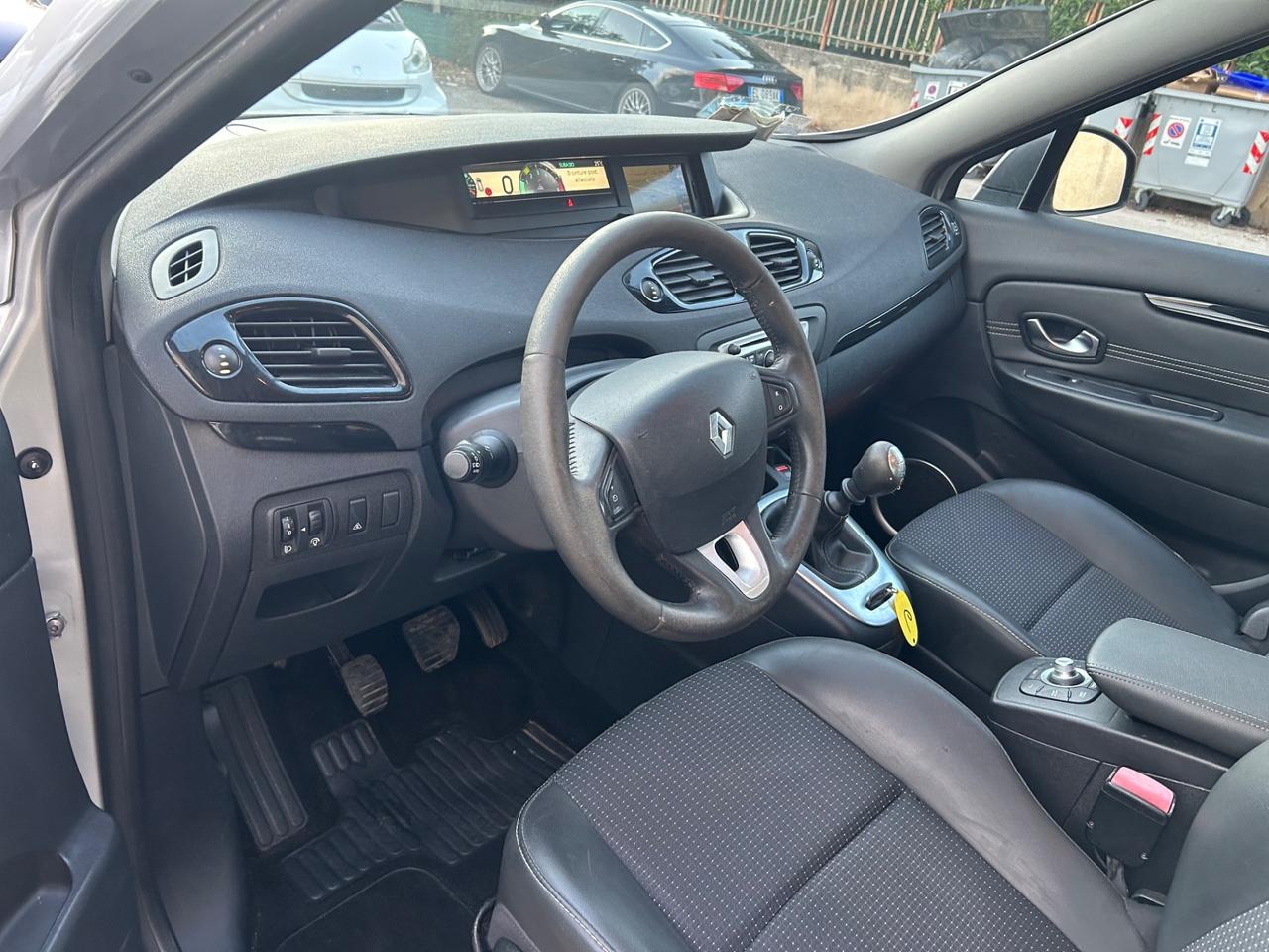 Renault Scenic Scénic X-Mod 1.5 dCi 110CV Luxe