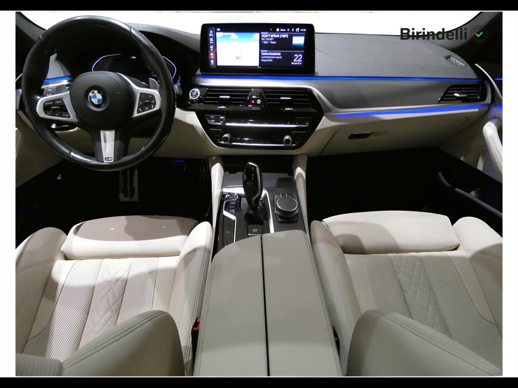 BMW Serie 5(G30/31/F90) - 520d 48V Touring Msport