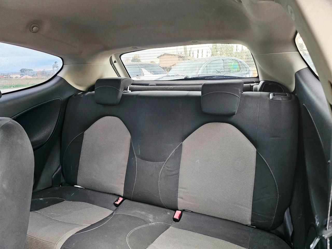 Alfa Romeo MiTo 1.4 105 CV M.air S&S Distinctive Sport Pack