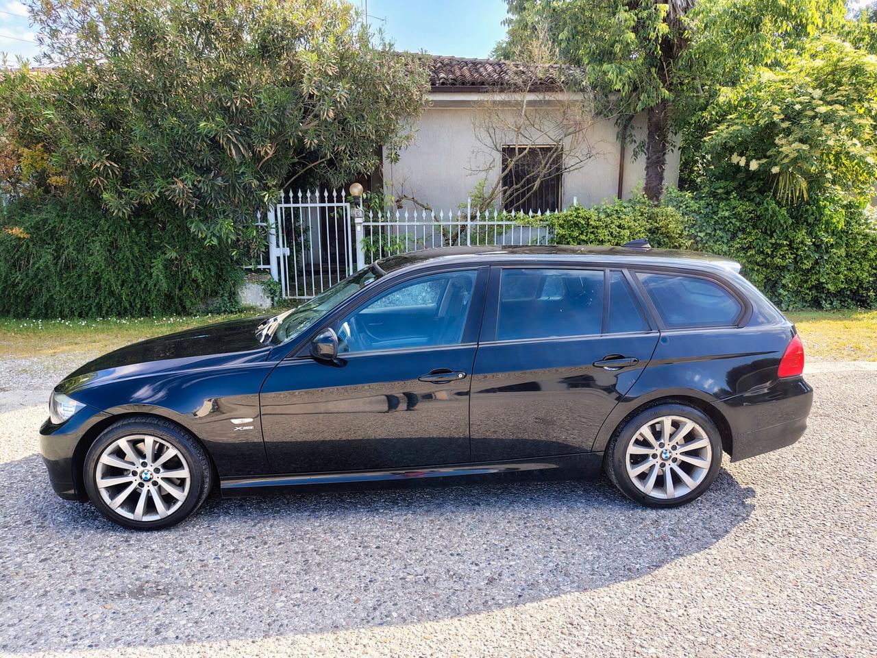 Bmw 320 320d cat xDrive Touring Attiva