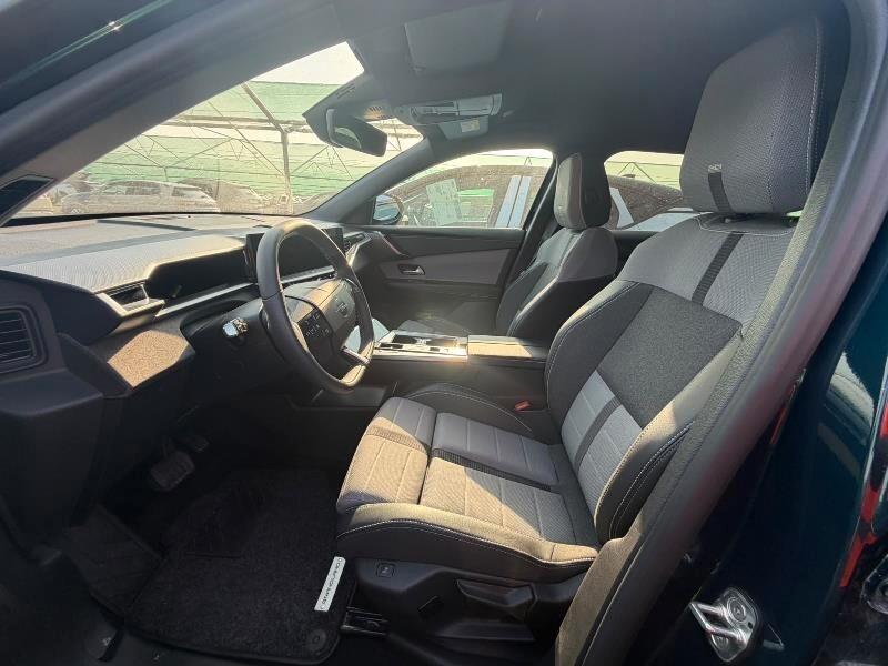 OPEL GRANDLAND 1.2 136CV EDCT SeS GT ( FARI LED - COCKPIT - CRUISE - NAVI - MIRROR - PDC - TELECAMERA POST. - TETTO BICOLORE )