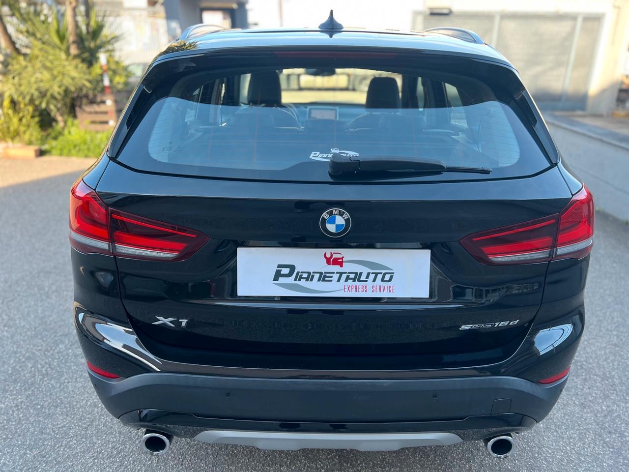 Bmw X1 sdrive18d xLine auto LED/NAVI/PELLE/18; PERFETTA
