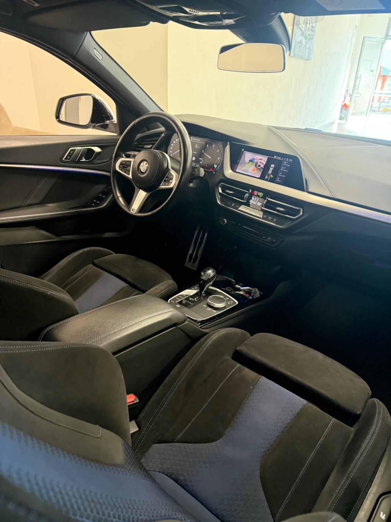 Bmw 116 116d 5p. Msport