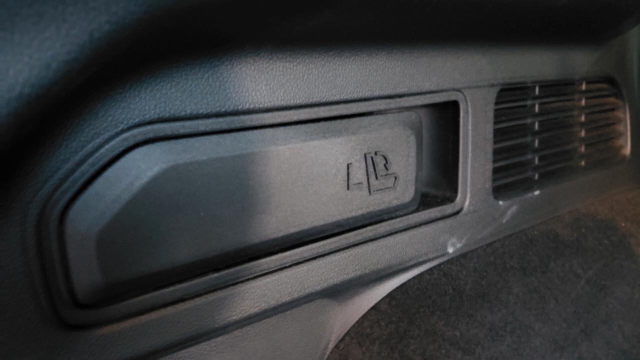 Ford Kuga 1.5 EcoBlue 120 CV MAI RIVERNICIATA