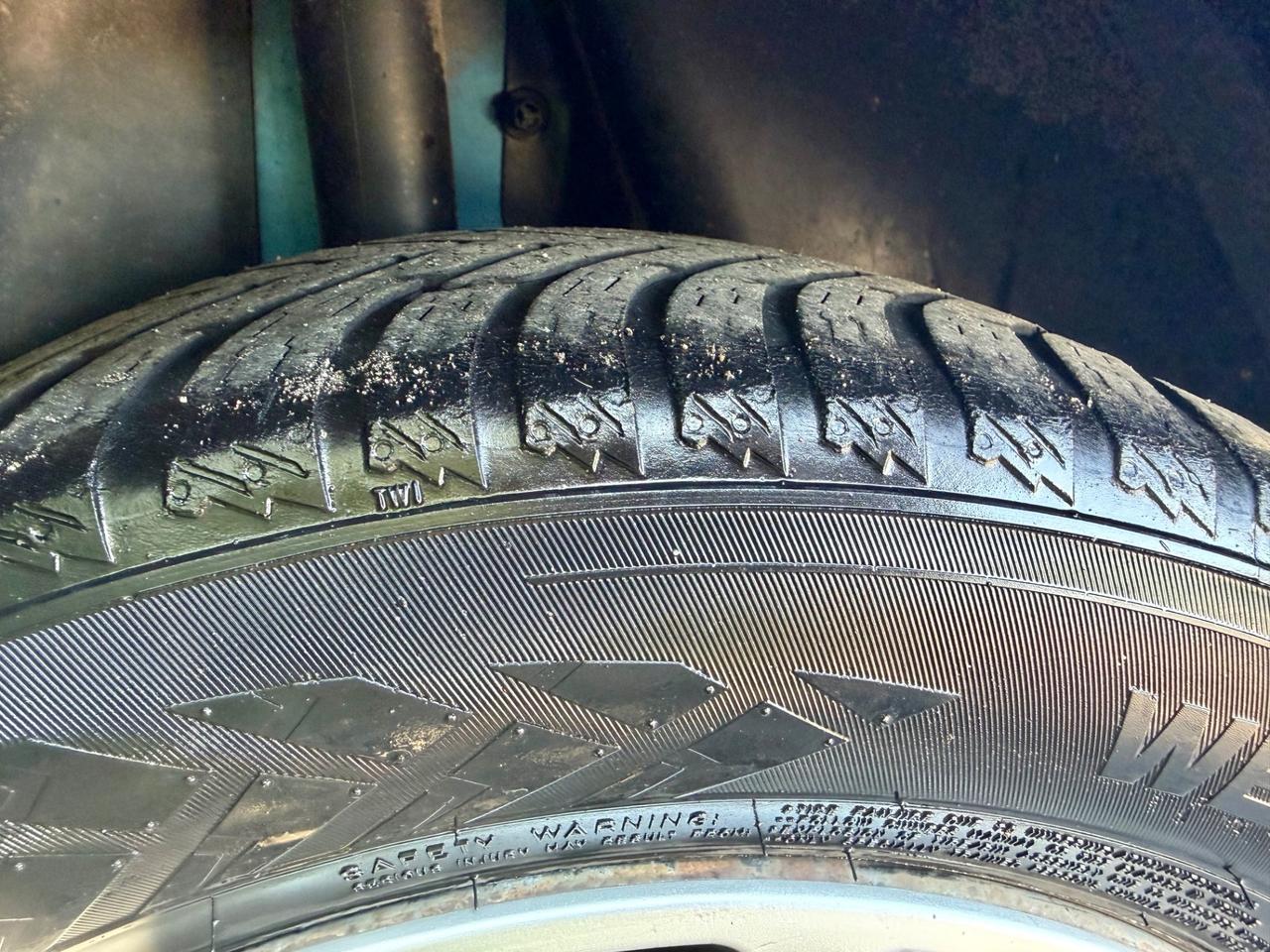 Nissan Note 2007 1.4 16V benzina OK NEOPATENTATI ! ! !