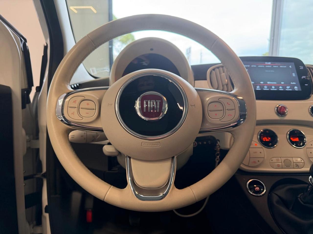FIAT 500 DOLCEVITA 1.0 70CV HYBRID PELLE TETTO OK NEOPATENTATI ANNO 2022