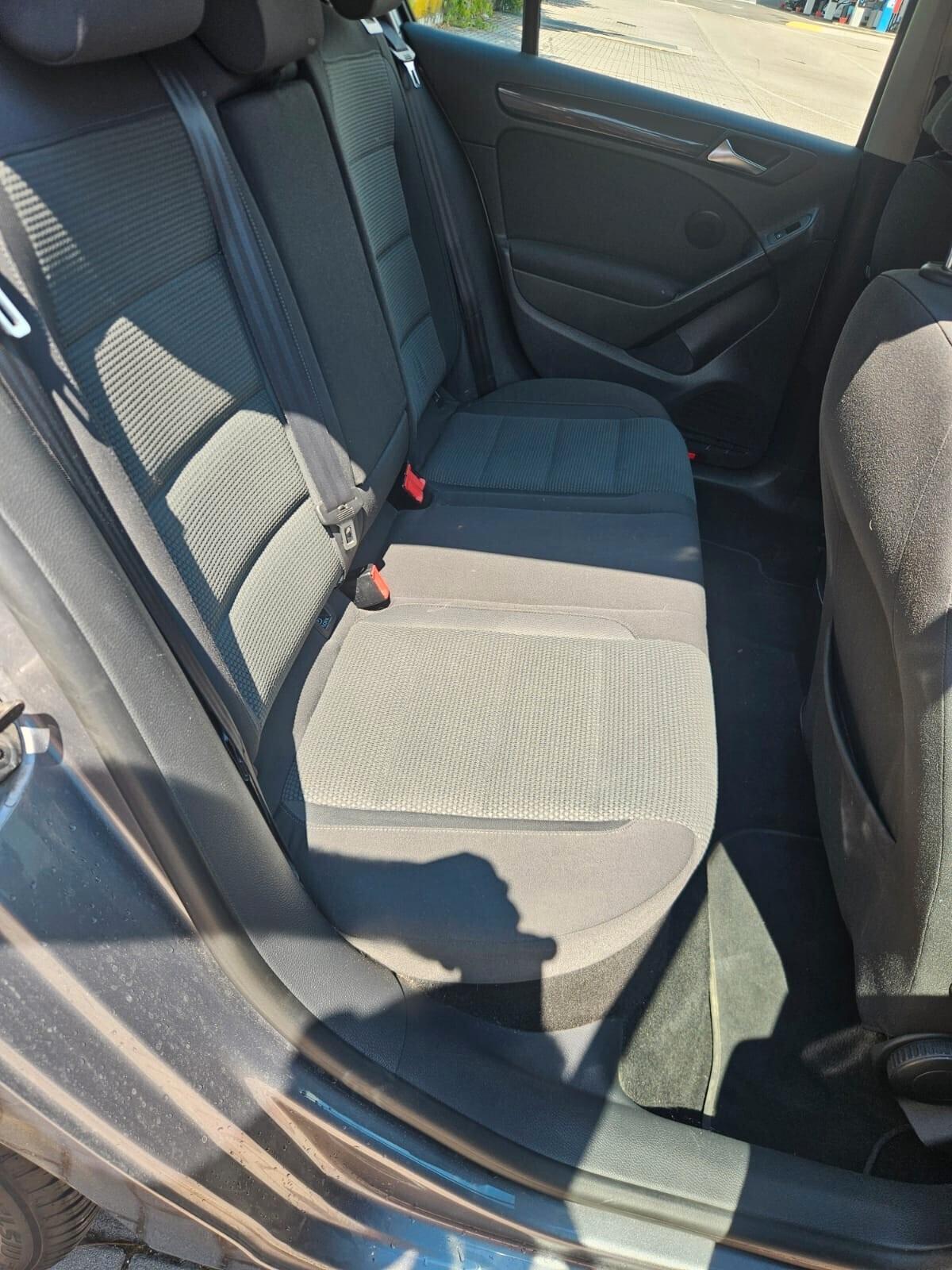 Volkswagen Golf 1.6 TDI DPF 5p. Highline