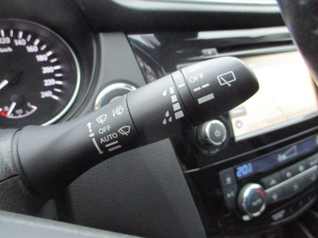 NISSAN Qashqai 1.5 dCi N-Connecta TETTO/Navi/360