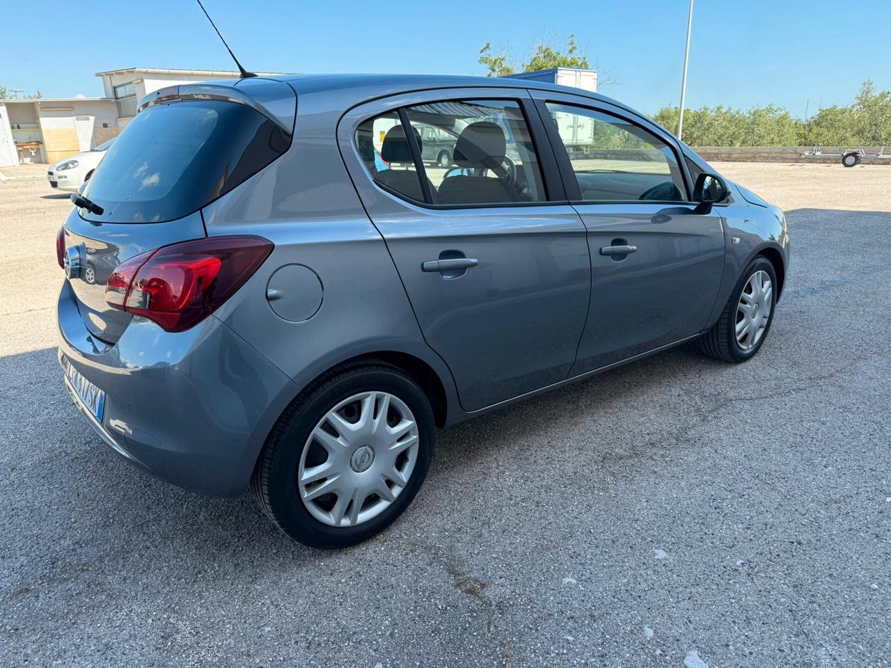 Opel Corsa 1.2 Advance 70 CV 5/P