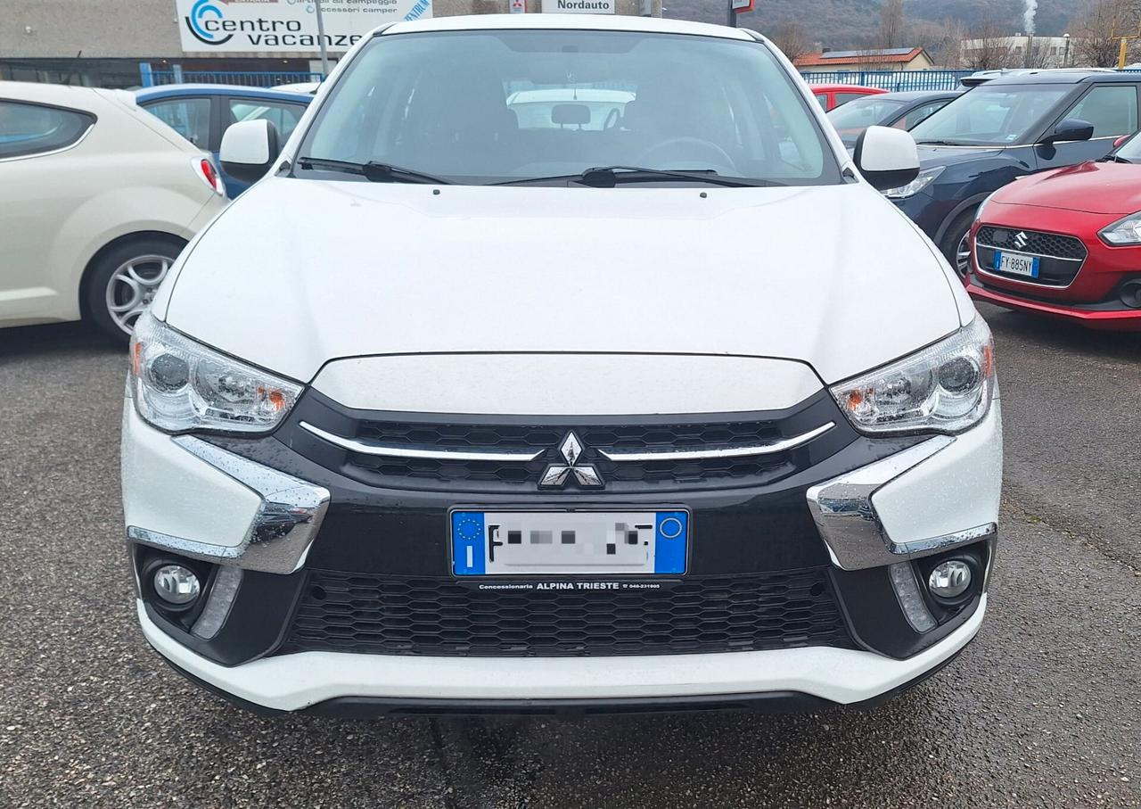 Mitsubishi ASX 1.6 Navy Plus