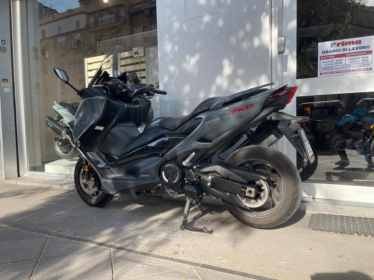 Yamaha TMAX 560 tech max