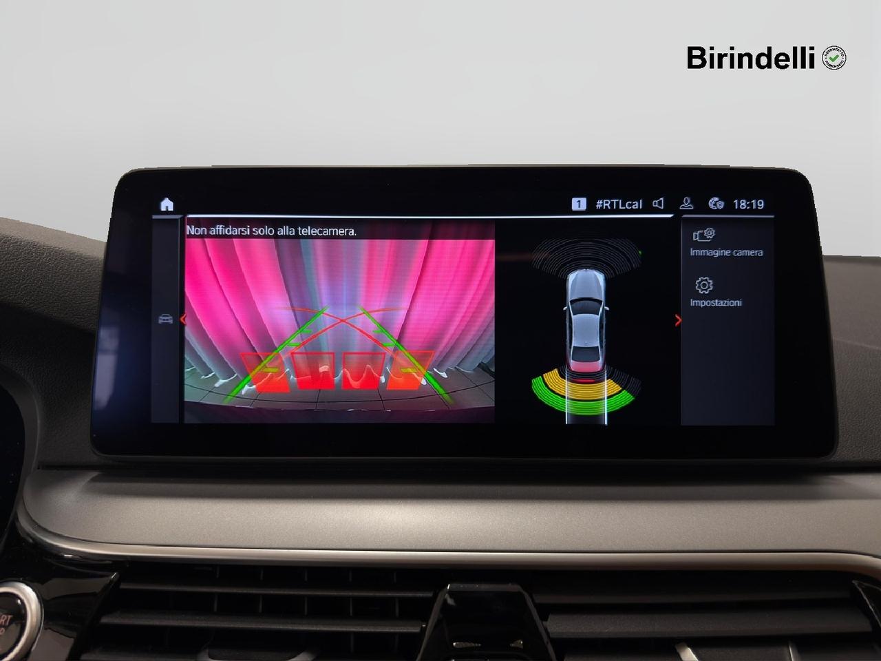 BMW Serie 5(G30/31/F90) - 520d 48V xDrive Business