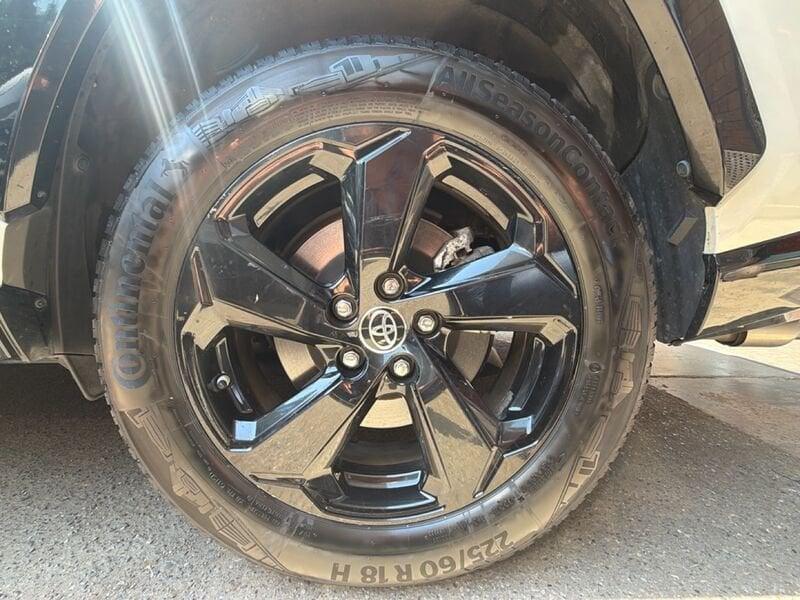 Toyota RAV4 2.5 HV 222v E-CVT Style 4WD