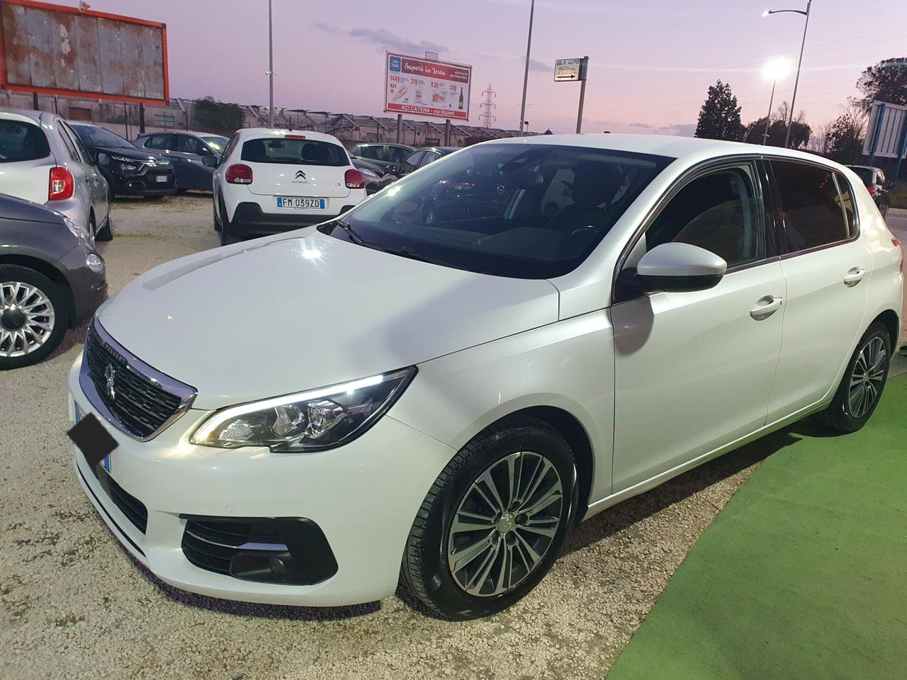 Peugeot 308 BlueHDi 130 S&S Allure