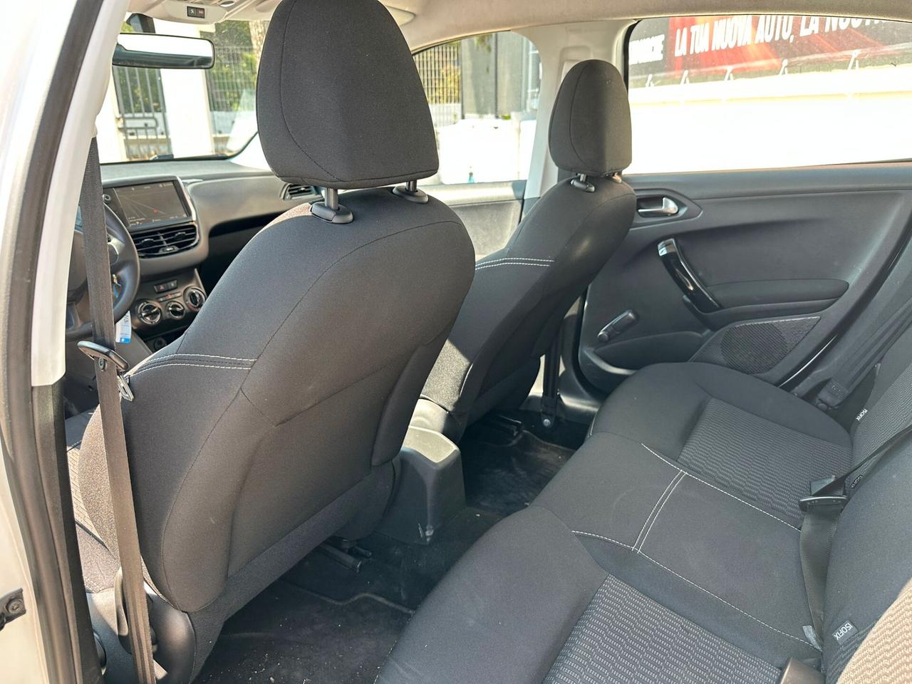 Peugeot 208 1.5 BlueHDi 75CV Allure