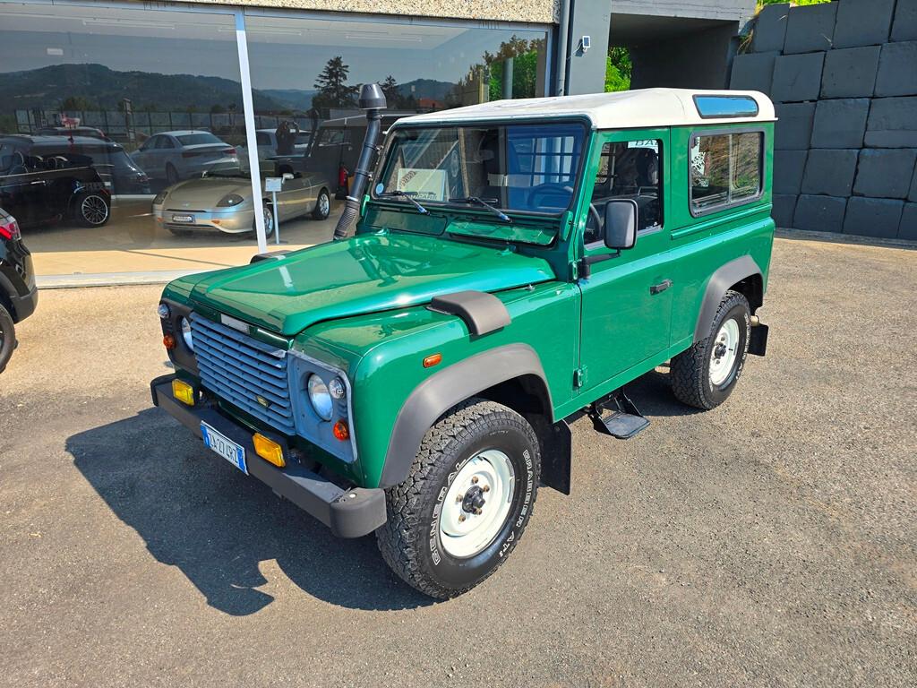 Land Rover Defender 90 2.5 Td5 Station Wagon E