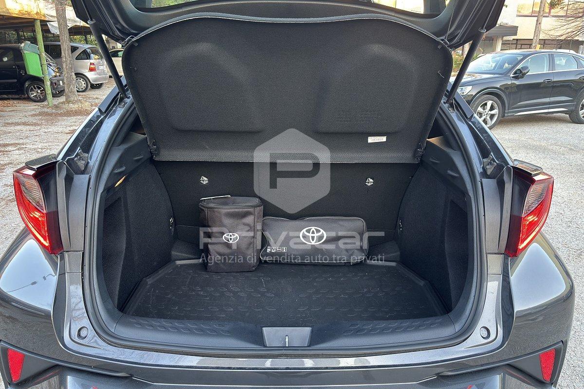 TOYOTA C-HR 1.8 Hybrid E-CVT Active