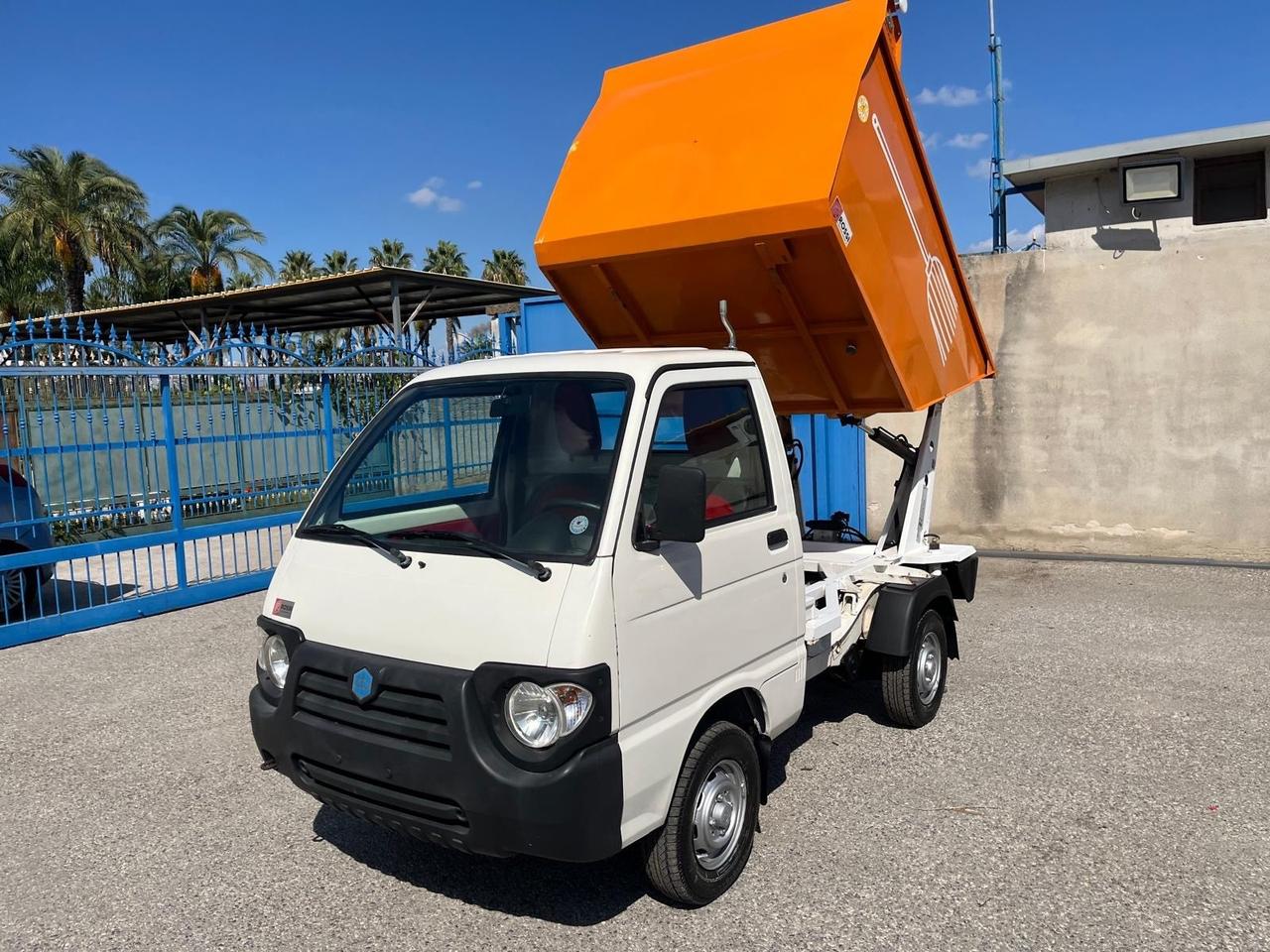 Piaggio quargo con vasca/rib.-700 cc- Diesel -2014