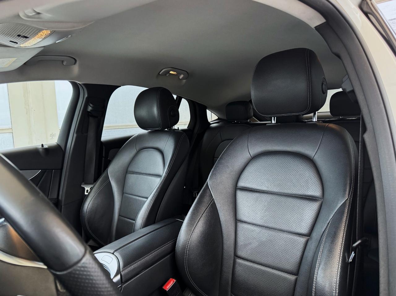 Mercedes-Benz GLC 220 d Coupe Premium AMG 4M