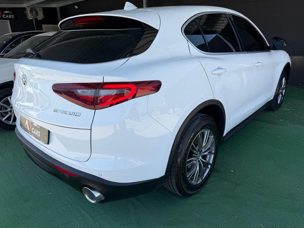 Alfa Romeo Stelvio 2.2 Turbodiesel 210 CV AT8 Q4 Executive