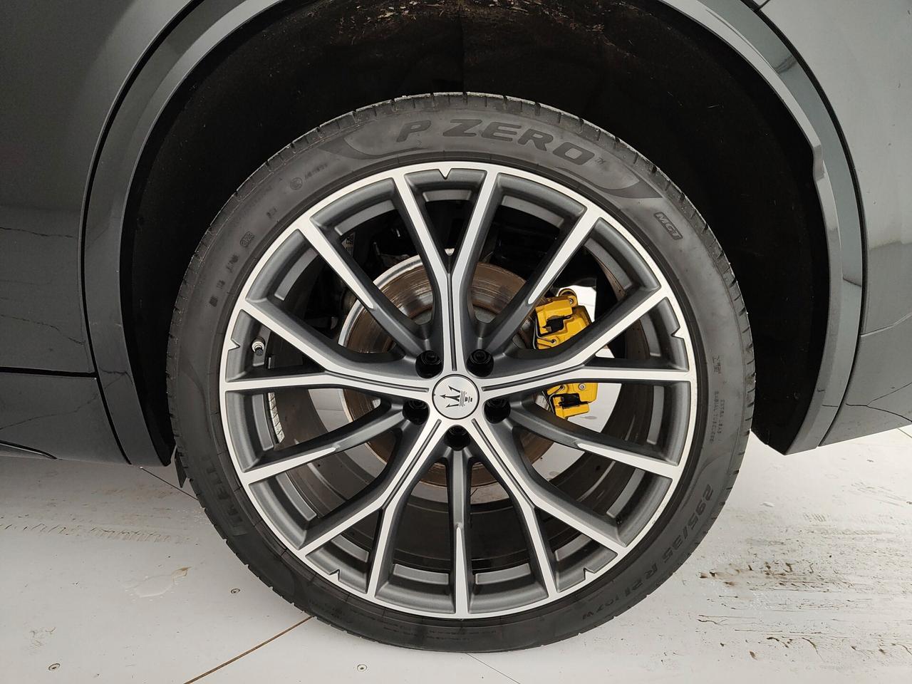 Maserati Grecale MHEV 330 CV AWD Modena