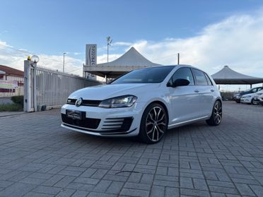 Volkswagen Golf GTD 2.0 TDI DSG 5p.