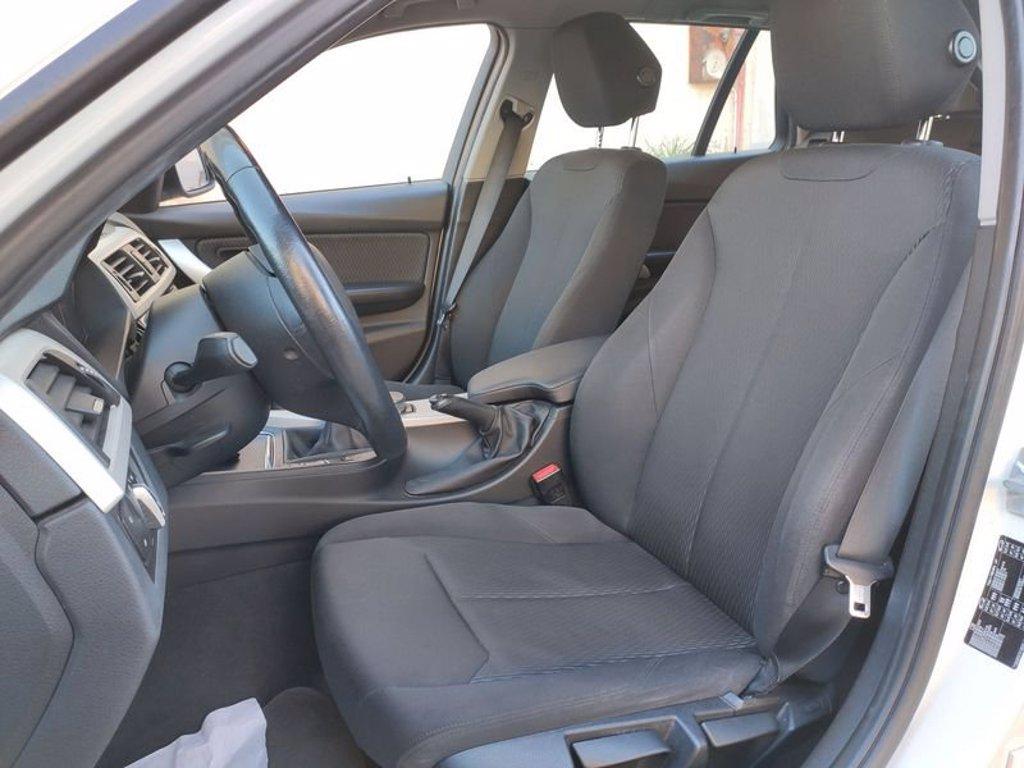 BMW 320d touring business advantage del 2017