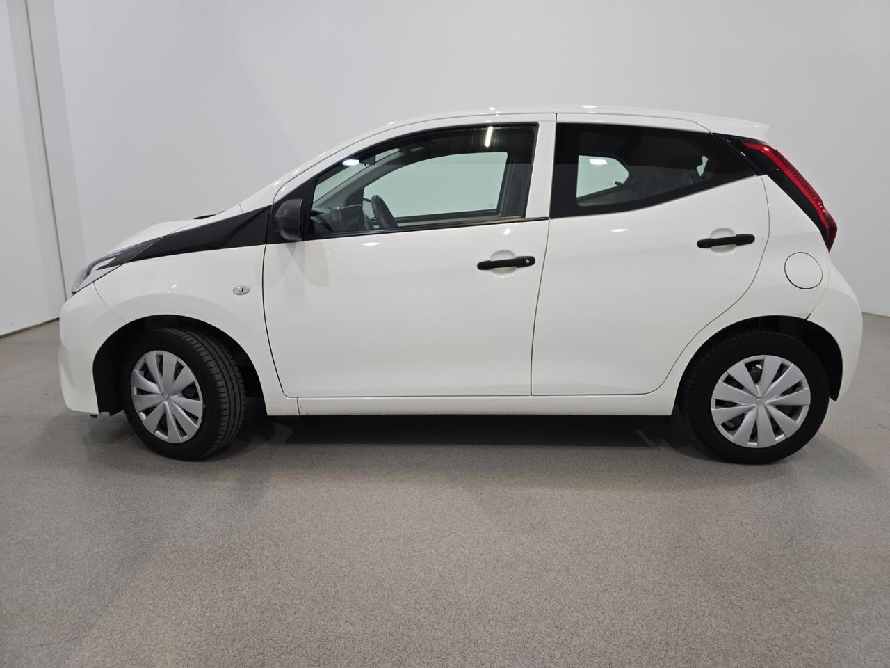 Toyota Aygo X 1.0 VVT-i 72 CV 5 porte Trend S-CVT BICOLORE