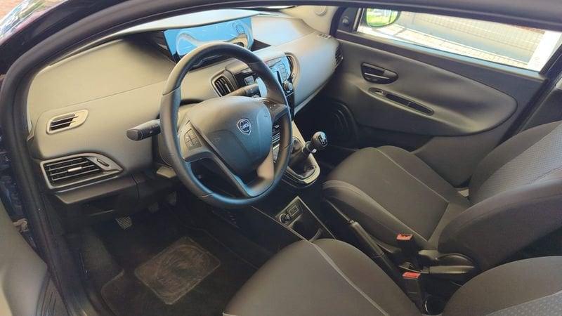 Lancia Ypsilon 1.2 69cv Silver