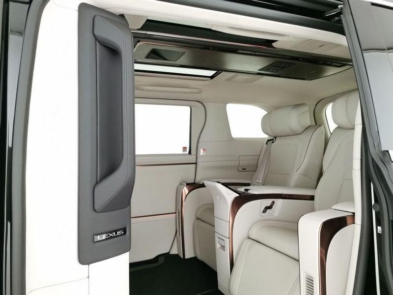 Lexus UX LMPV LM 3.5H 4WD 4P LUXURY S MY24