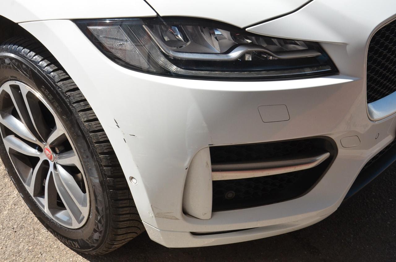 Jaguar F-Pace 2.0 D 180 CV AWD aut. R-Sport