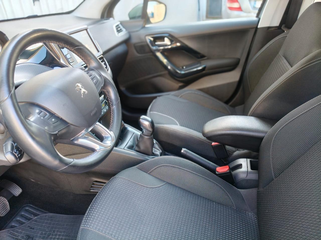 Peugeot 208 PureTech 82 5 porte Active