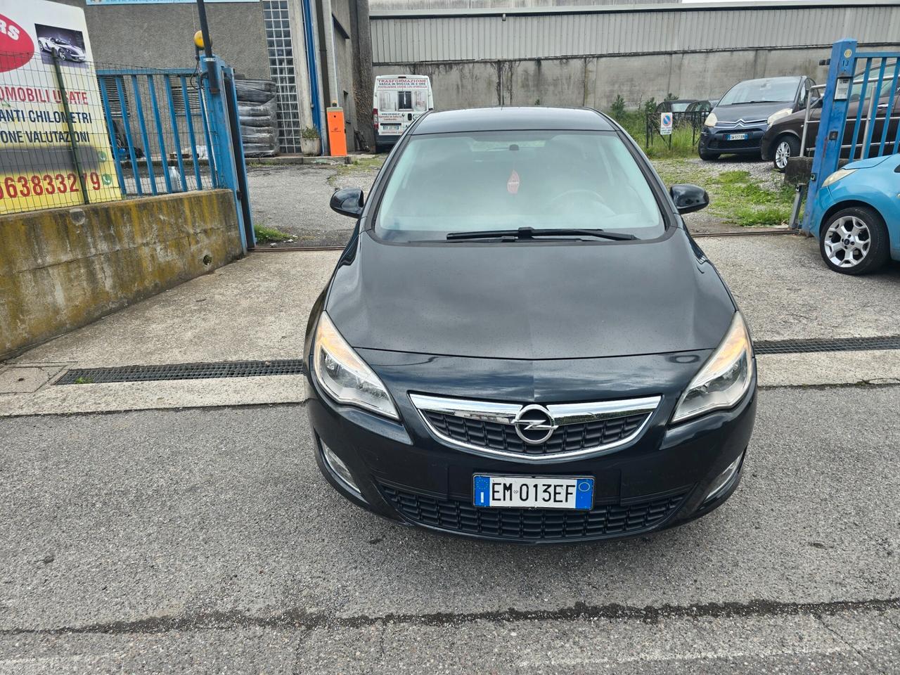 Opel Astra 1.4 100CV 5 porte Cosmo