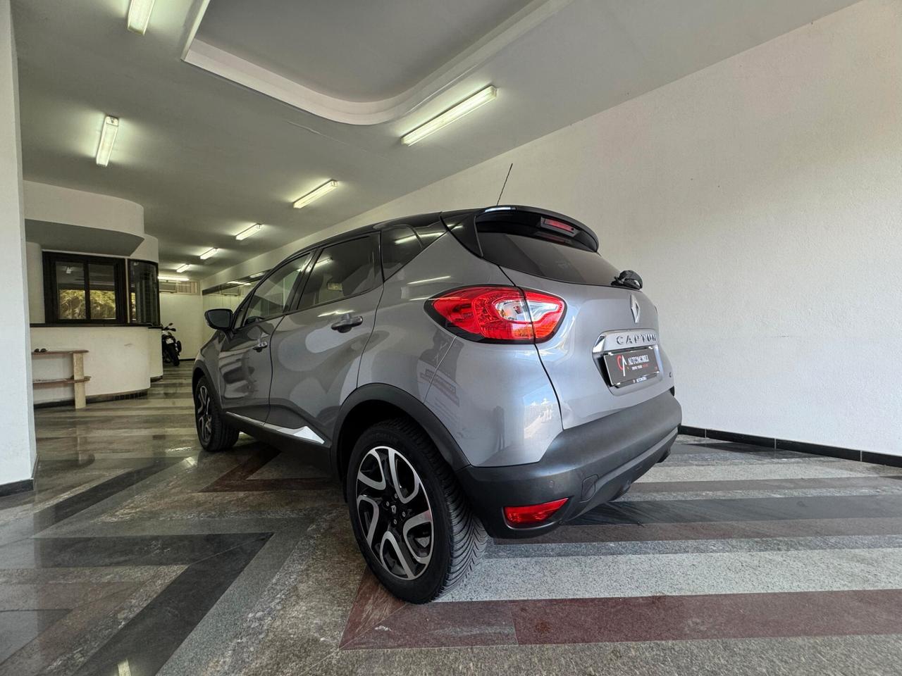 Renault Captur dCi 8V 110 CV Start&Stop Energy Iconic