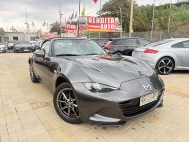 MX-5 1.5 SAKURA | CAPOTE BORDEAUX | PELLE BEIGE | BOSE | FULL LED | 17” | PRONTA CONSEGNA