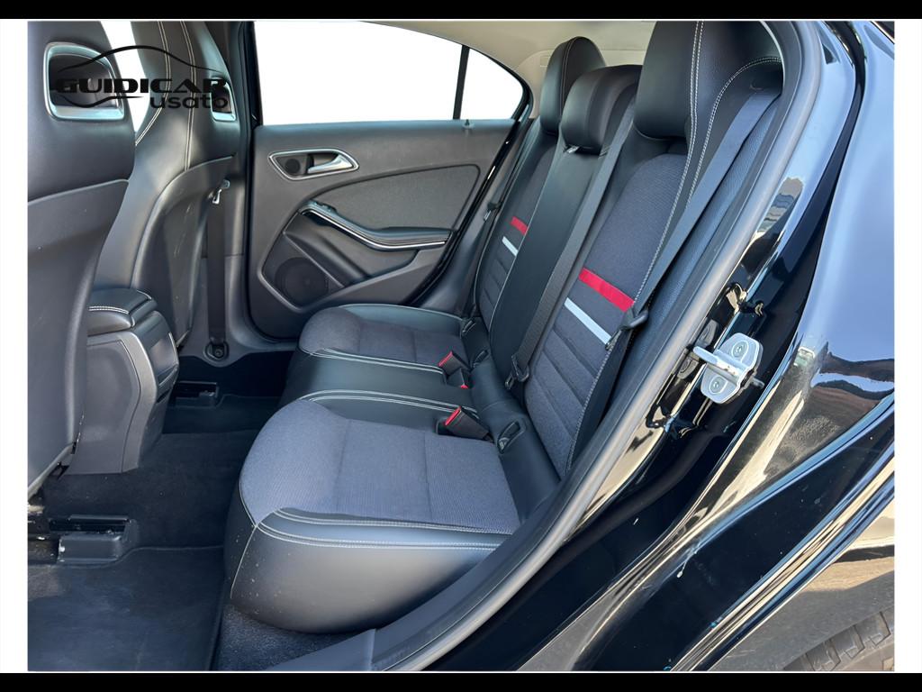 Mercedes-Benz Classe A - W176 - A 160 cdi Sport auto