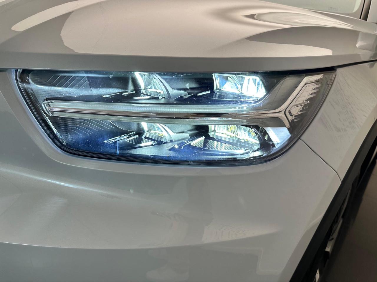 Volvo XC40 1.5 t4 RECHARGE PHEV MOMENTUM