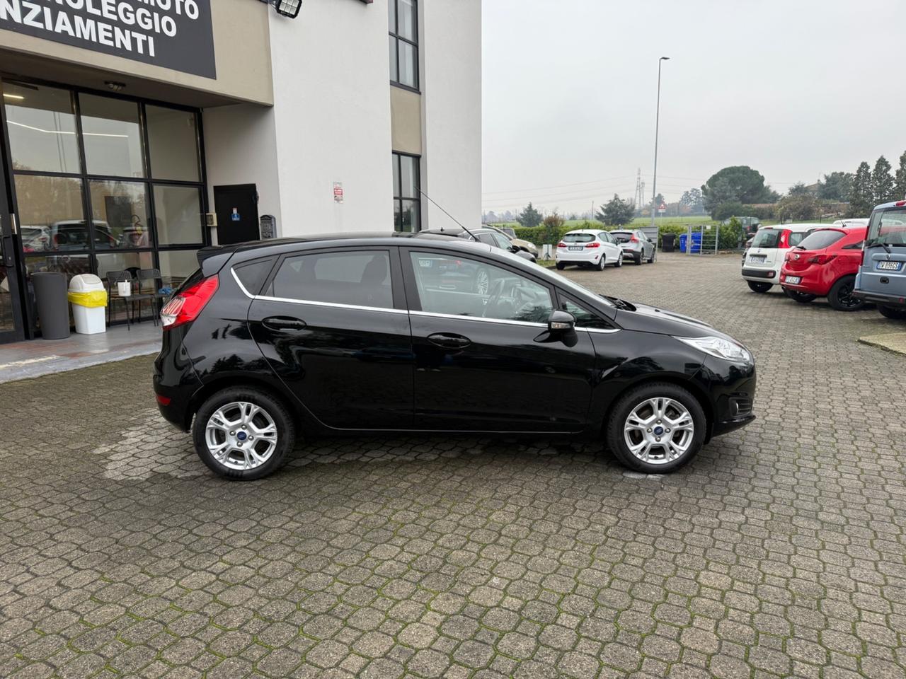 Ford Fiesta 1.4 5p. Bz.- GPL Titanium