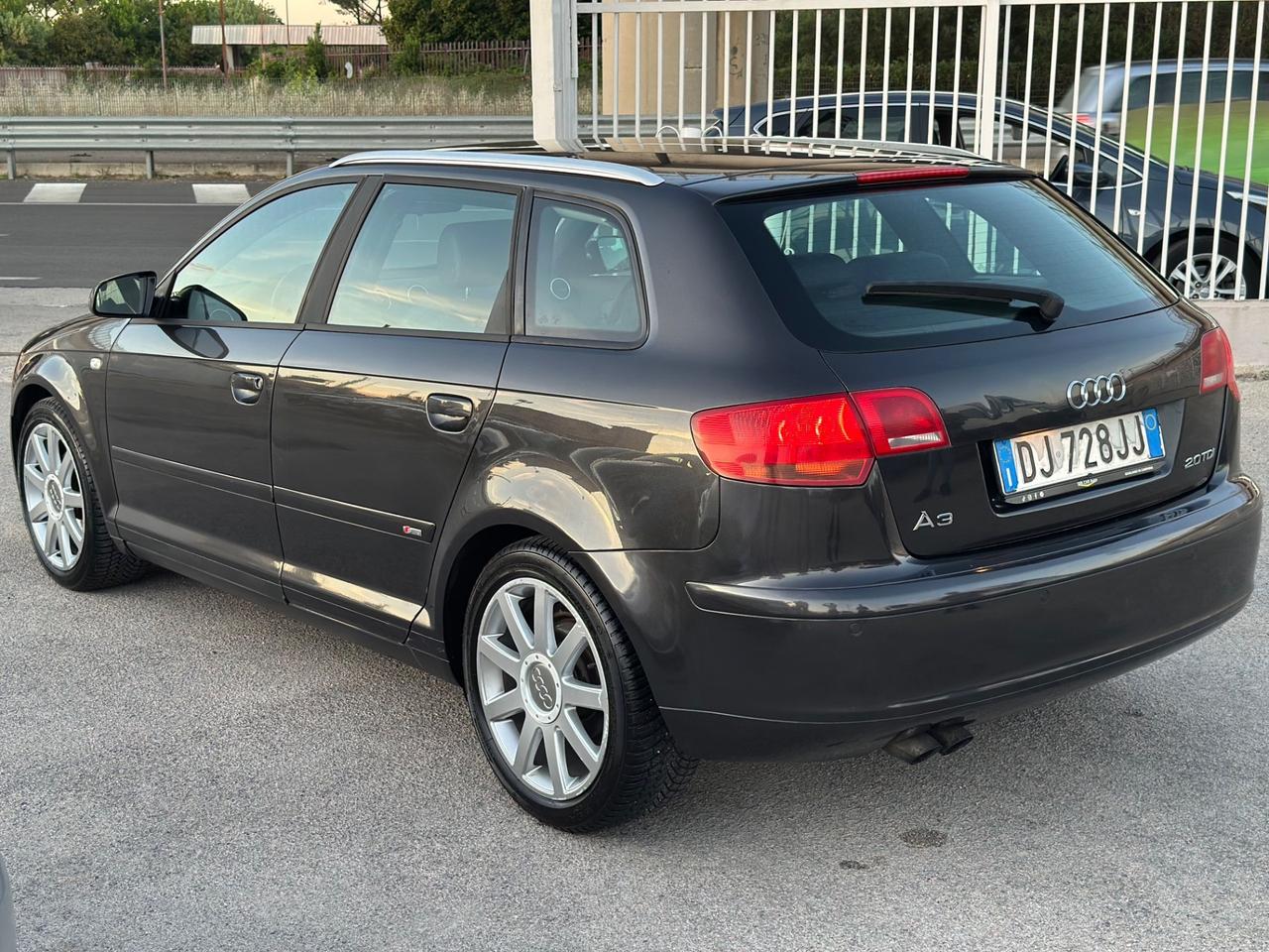 Audi A3 2007 SPB 2.0 140CV TDI AUTOMATICA S-LINE