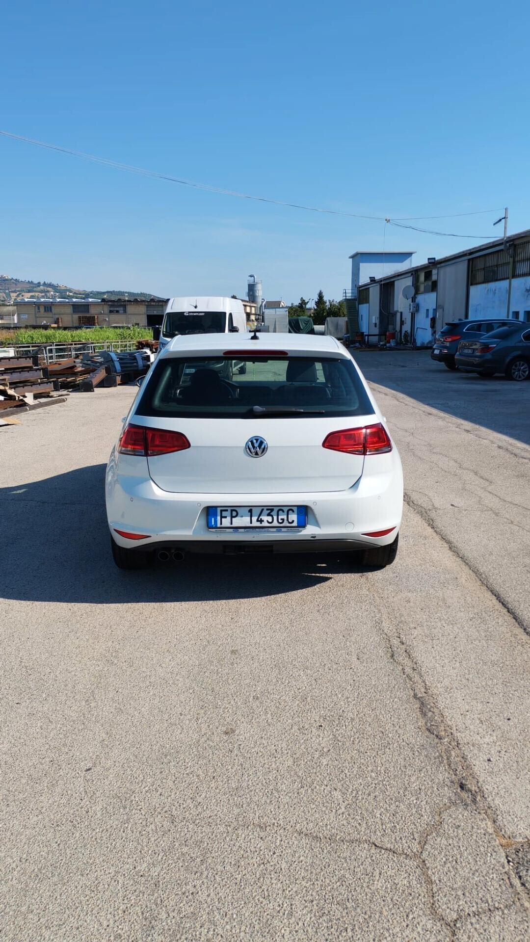 Volkswagen Golf 2.0 TDI 5p. Highline BlueMotion Technology