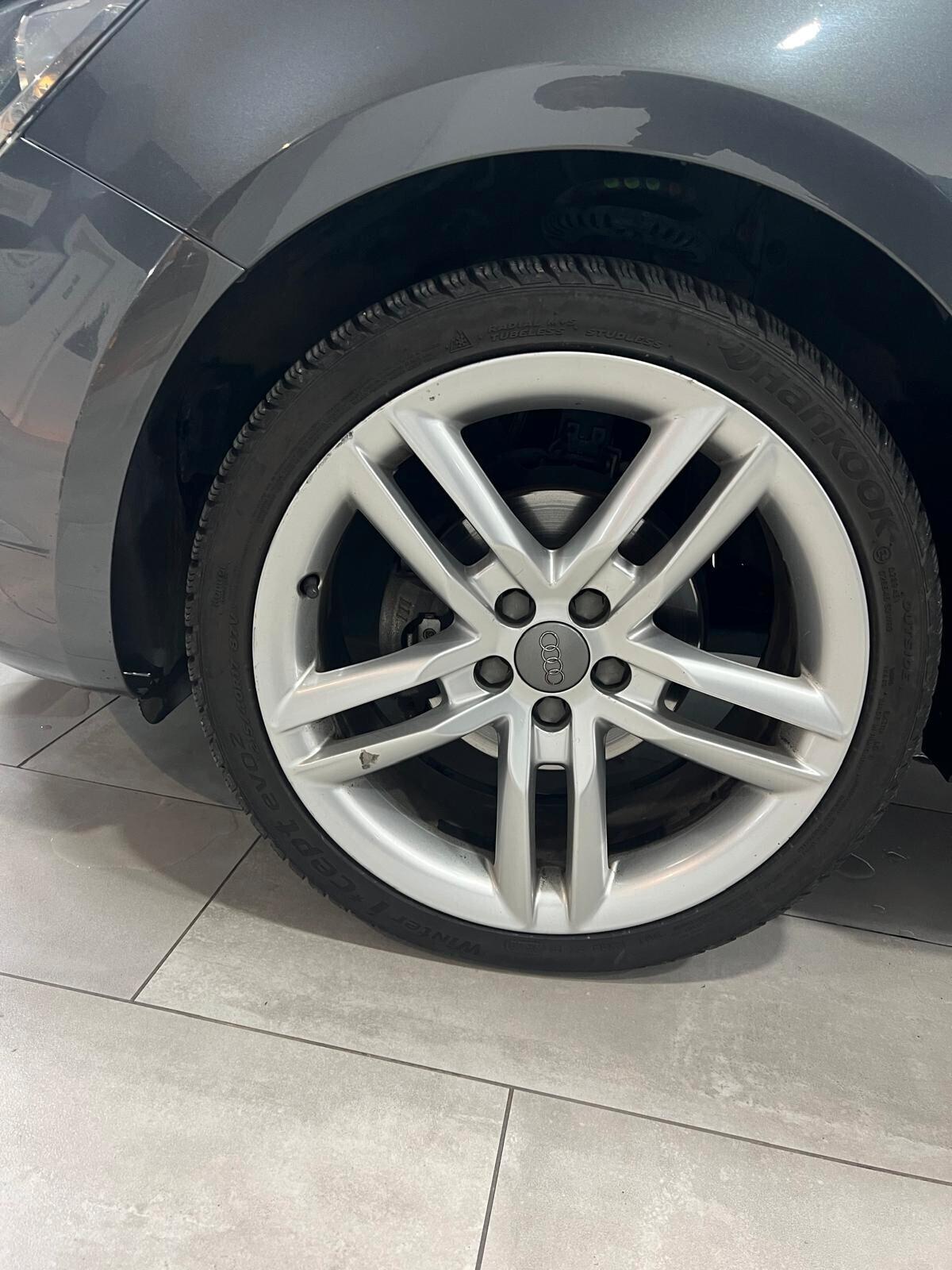Audi A1 1.6 TDI S tronic S line edition plus