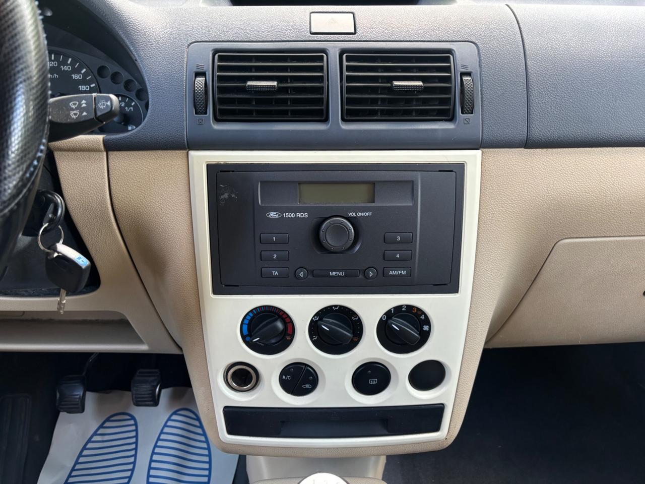 Ford Transit Connect Tourneo 1.8 TDCi 90CV GANCIO TRAINO