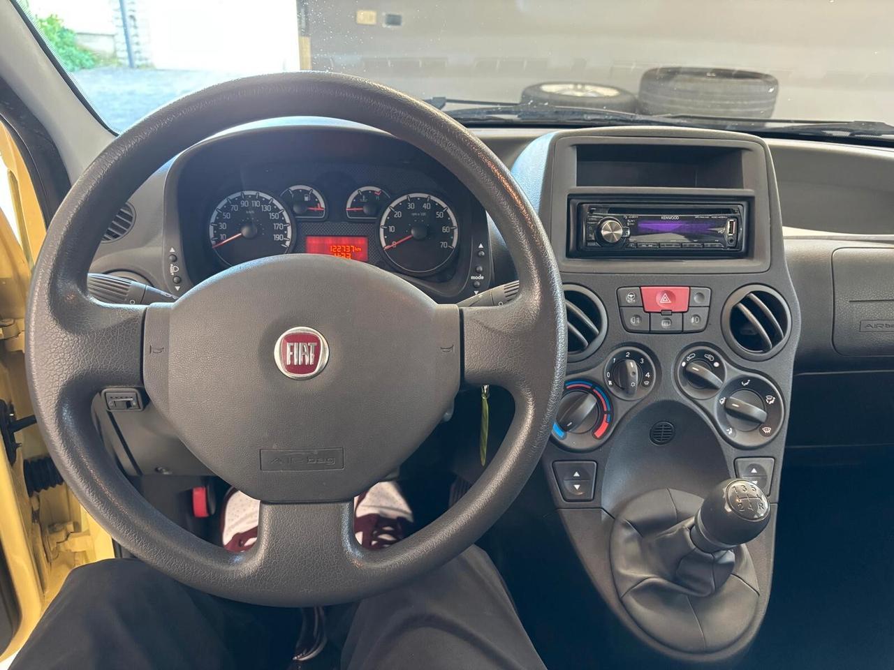 FIAT PANDA ANNO 2011 BZ METANO ADATTA NEOPATENTATI KM 122 MILA