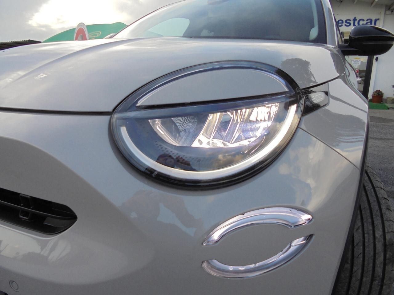 Fiat 600 Hybrid 110 CV DCT MHEV